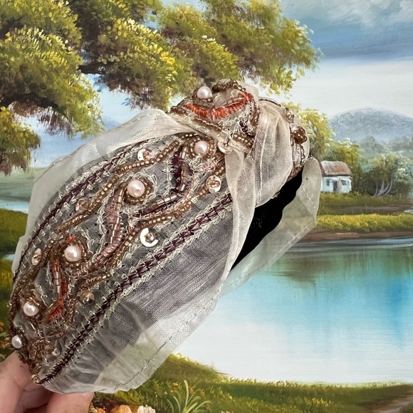 Petite Maison Kids brown lace wide knot center headband - Picture 2 of 7